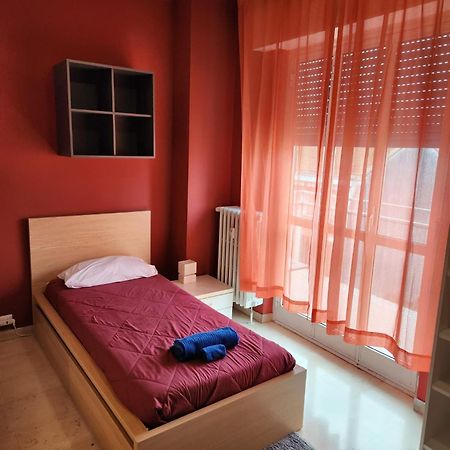 Guesthouse - Metro M1 Sesto Rondo Сесто-Сан-Джованни Экстерьер фото