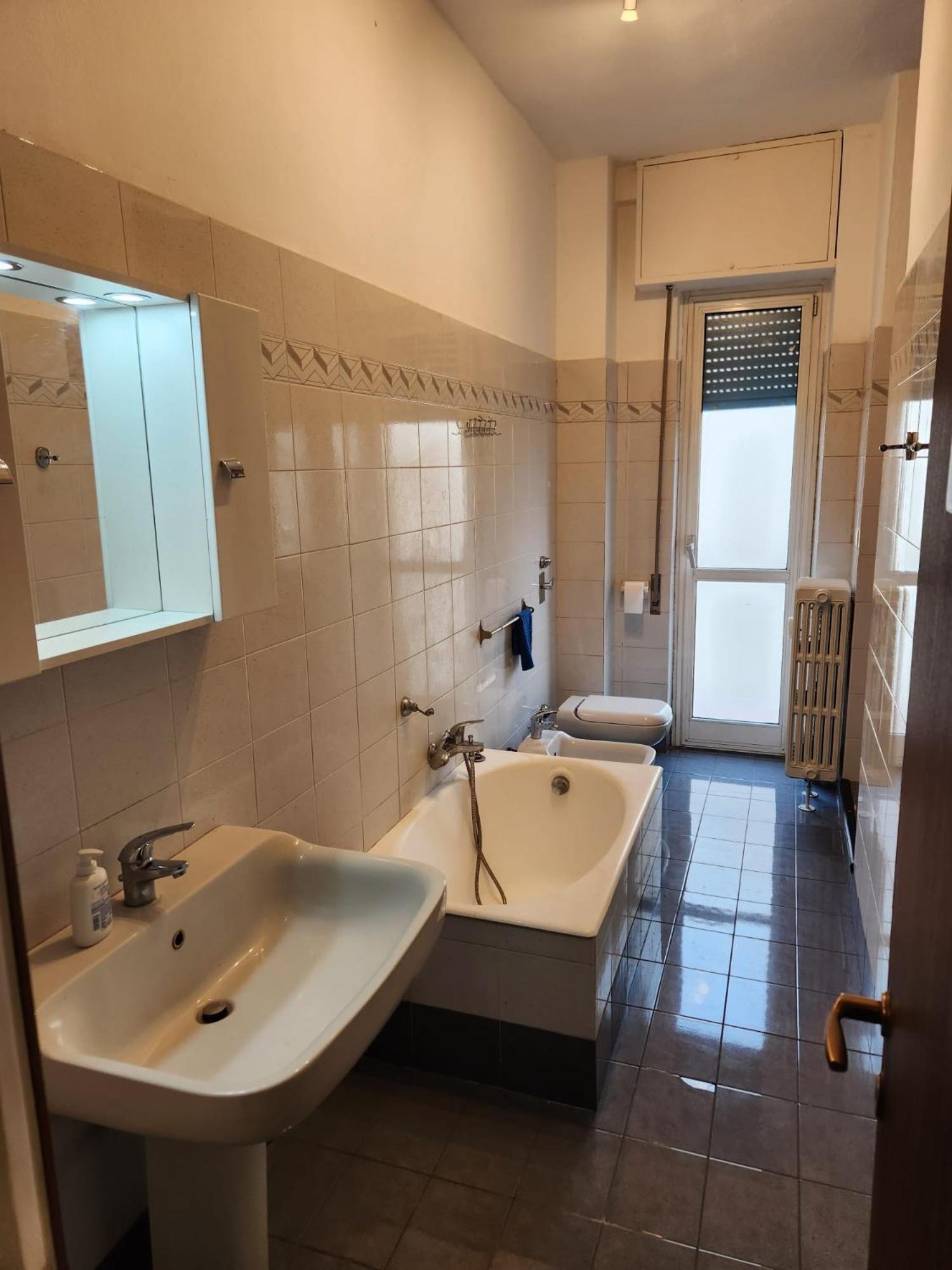Guesthouse - Metro M1 Sesto Rondo Сесто-Сан-Джованни Экстерьер фото